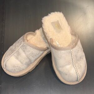 UGG Cream Shearling Slip-On Mules